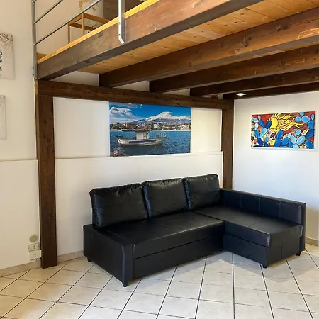 Ognina Marina Gem Catânia